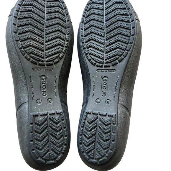 CROCS Black Flats Comfortable Slip-On Loafers - Picture 5 of 6